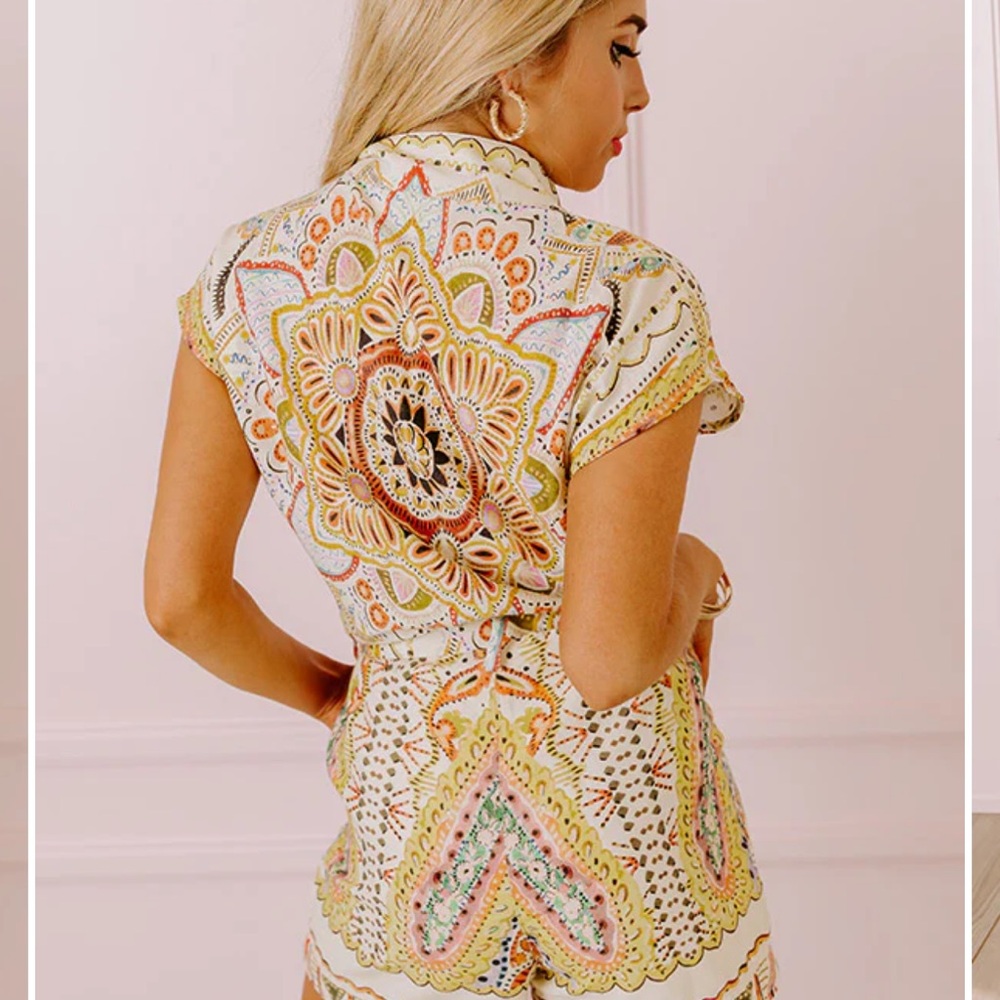 Boutique Multicolor Printed Tie-Waist Romper – Fate - Size S - Picture 4 of 6